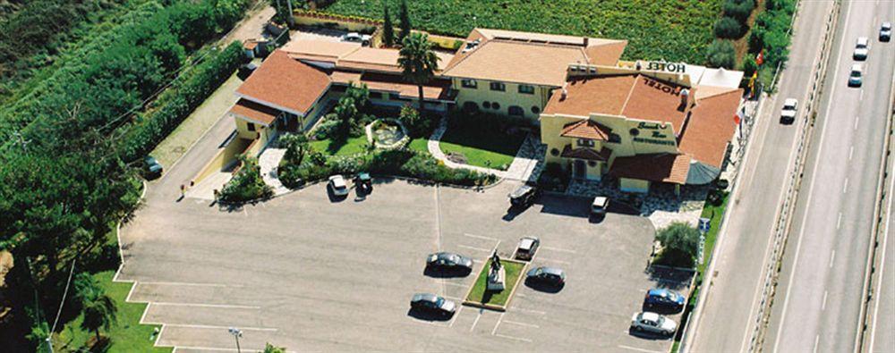 La Locanda Del Cavaliere Borgo Montello المظهر الخارجي الصورة